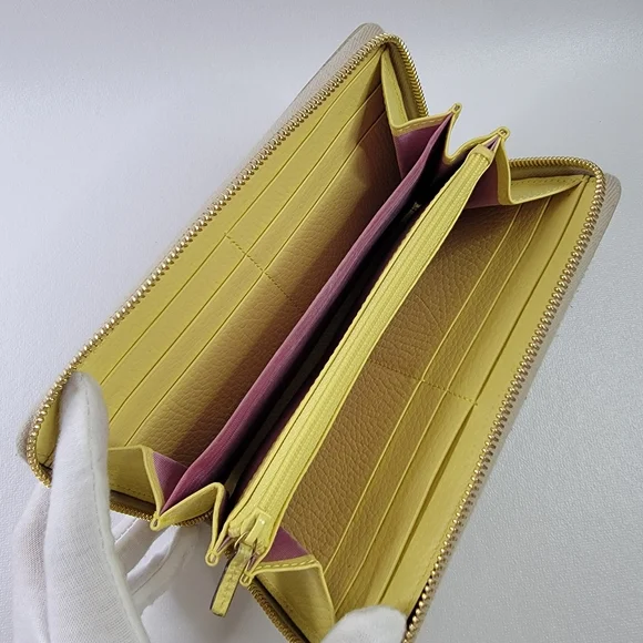 GUCCI GG Marmont Leather Zippy Wallet - Picture 7 of 12